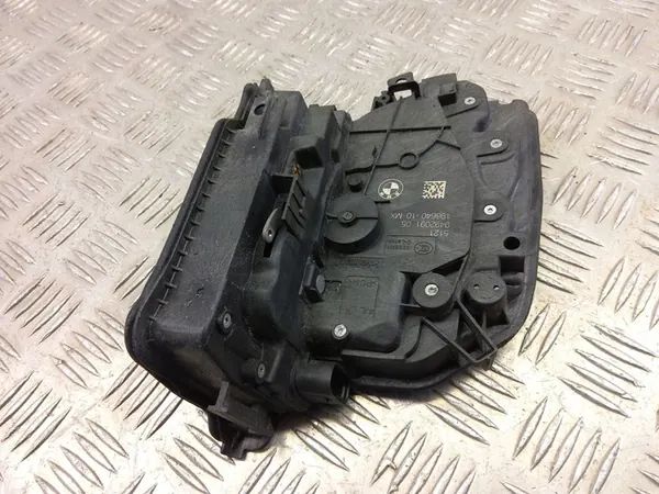 Linke Vordertürschloss BMW G01 image 7