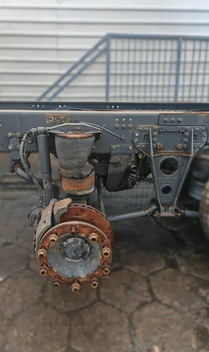 Essieu arrière avec cadre DAF CF 85 image 4