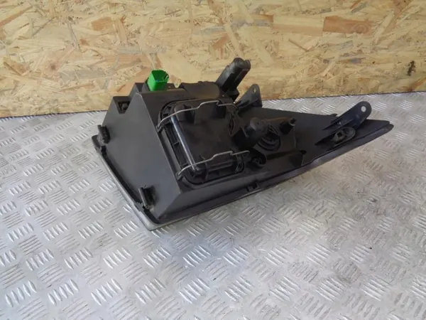 Oikea etuvalo OEM 6C11-13W029-DG Ford Transit image 5