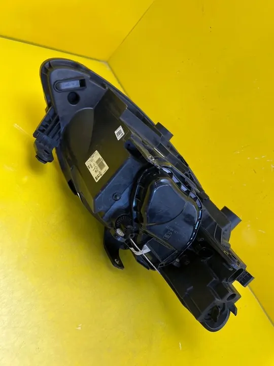 Farol esquerdo Seat Ibiza 6J Lift 12-17 image 7