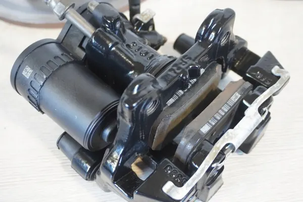Bromssats OEM DEMOCAR 6891085 för MINI F65 F66 F67 image 7