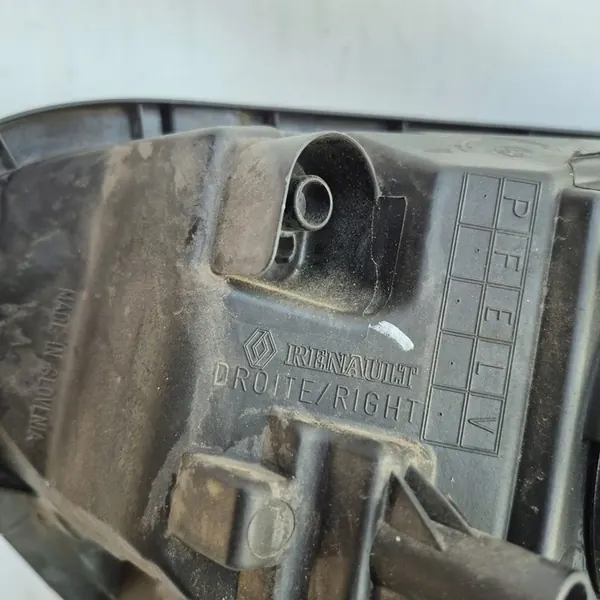 RENAULT KADJAR 15- Oikea Etu LED-Linssi 260105845R image 9