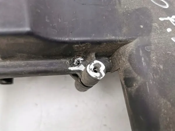 Mercedes-Benz ML W164 2005 Vasemman puolen ilmansuodatin kotelo image 8