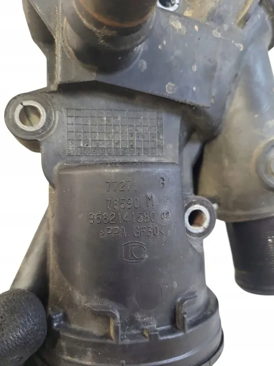 Termostato PEUGEOT 508 2.0L Diesel 2011 image 3