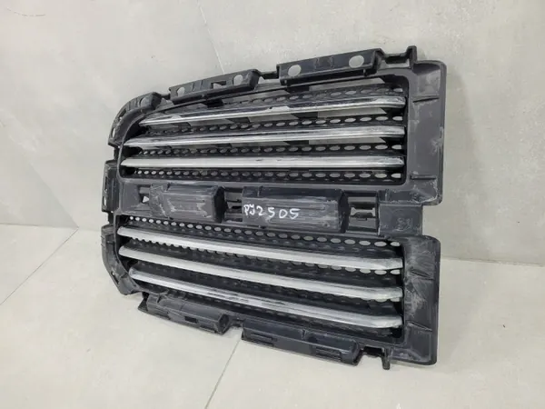 Höger grillfäste OEM 13DSSB3010AG Dodge RAM 3500 image 3