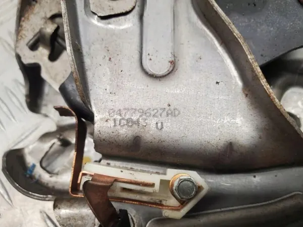 Jeep Handbremshebel OEM 04779627AD links vorne image 4
