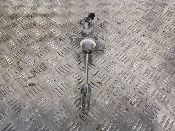 Subaru Forester SJ Kytkinvapautinlaakeri OEM 5X2 image 3
