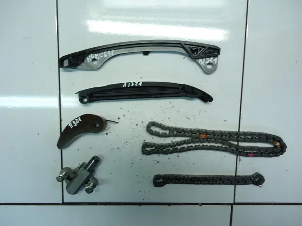Renault OE Distributieketting-spanner OEM H4MC632 image 2
