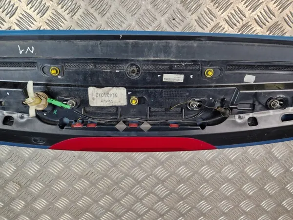 Spoiler de maletero Volvo V60 usado OEM P39834423 image 10