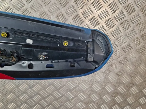 Spoiler de maletero Volvo V60 usado OEM P39834423 image 9