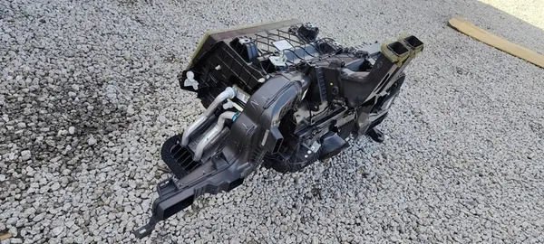 FORD EXPLORER 2019-2023 Complete Heater Blower image 2