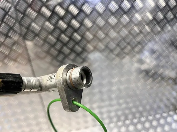 Ilmastointiputki Renault Master III 2.3 DCI OEM 924800111R image 3