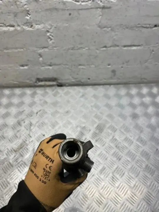 Riel de inyección BMW 3 E90 OEM 0281002481 2.0L image 4