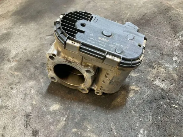 Kaasutin OEM 55402 Fiat Doblo Cargo 1.4L:lle image 2