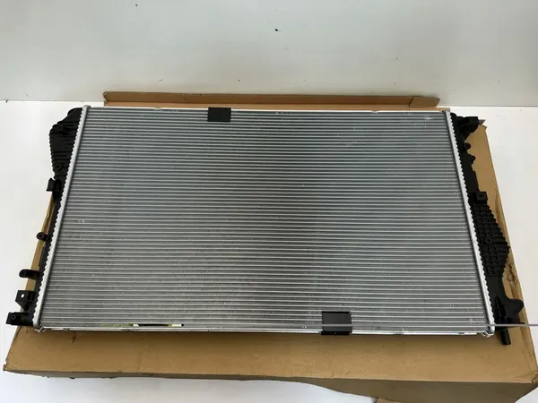 Radiador de agua RENAULT TRAFIC III 2.0 OEM image 5