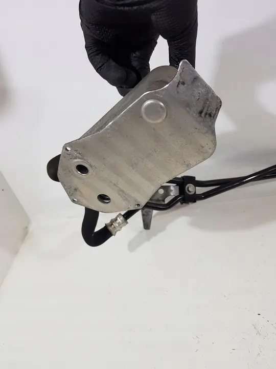 Enfriador de aceite 7529499 BMW E90 E91 E87 E81 2.0B image 4