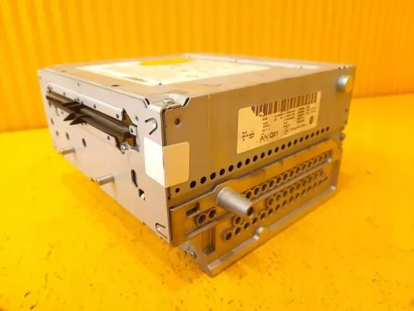 Radio Navigation Mercedes-Benz C W205 OEM A2059007523 image 4