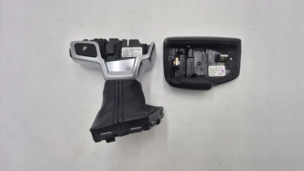 Pommeau de levier OEM 4M1713140F pour Audi Q7 4M image 4