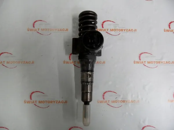 Ruiskutuspumppu OEM 03G130073G+ 2.0 TDI CRD:lle image 2
