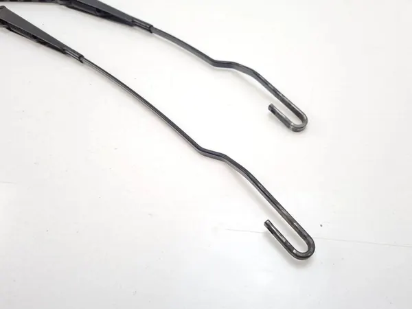 Rechter Voorste Ruitenwisserarm VW Transporter T4 image 8