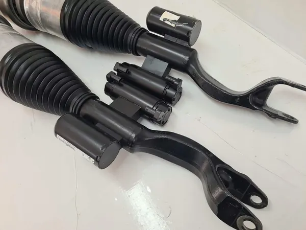 MERCEDES GLC Airmatic Stötdämpare A2533200338 image 5