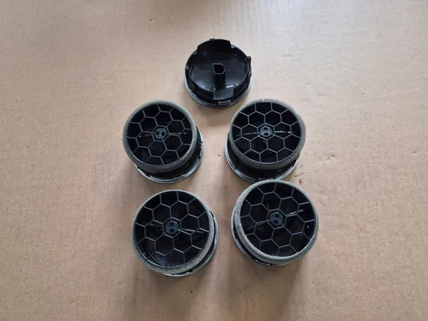Grille de ventilation tableau OEM 73630-54P0 Suzuki Vitara image 3