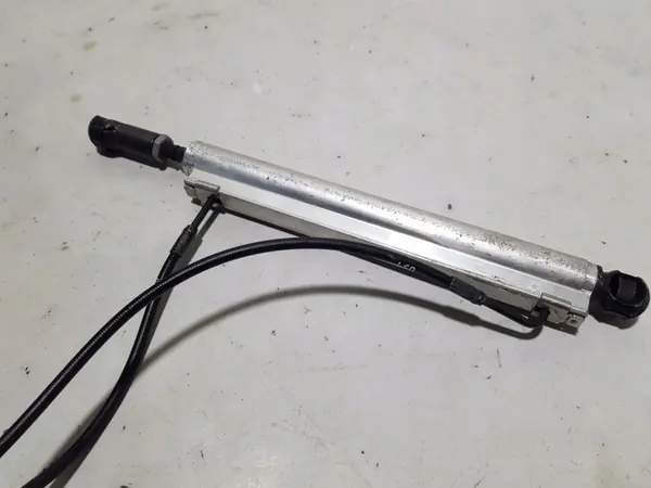 Mercedes SLK SLC R172 W172 vasen kattoaktoiva OEM A1728000372 image 4