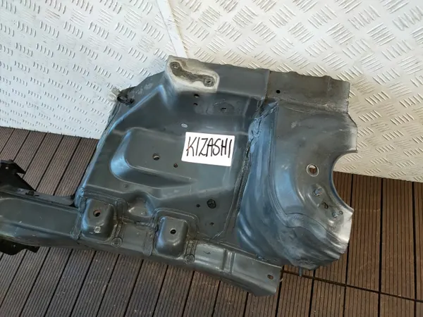 Suzuki Kizashi 09-14 Longeron Droit Avant OE image 3