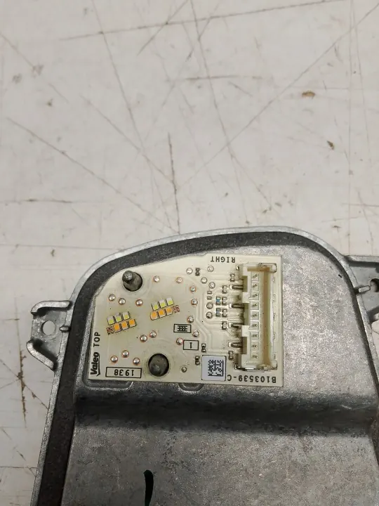 Module Convertisseur LED MINI OEM 90101131 image 8