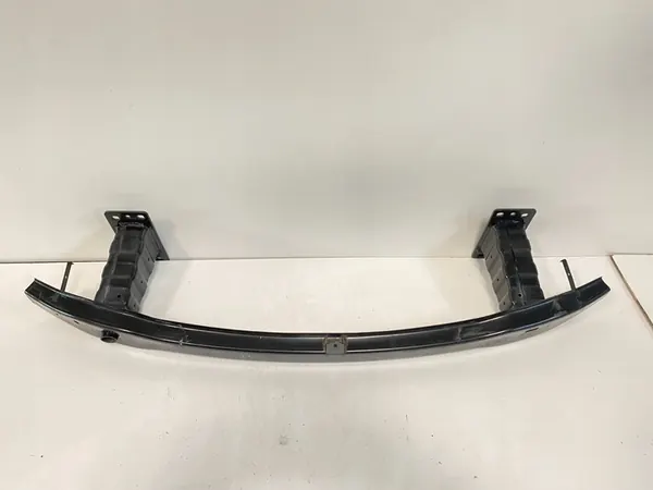 Etupuskuri BMW X1 E84 image 4