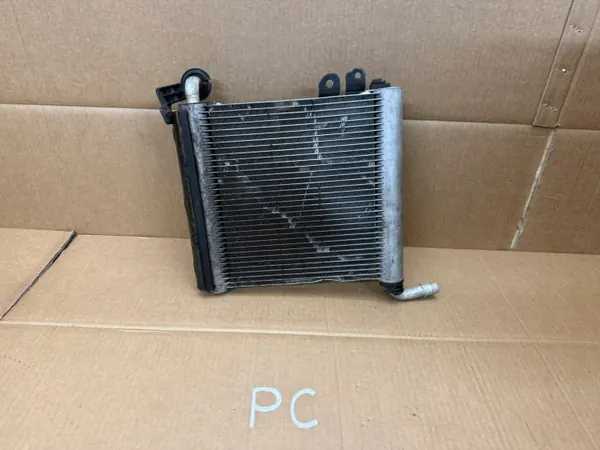 Radiateur latéral eau gauche Jaguar F-Pace 5.0 HK838D049AB image 2