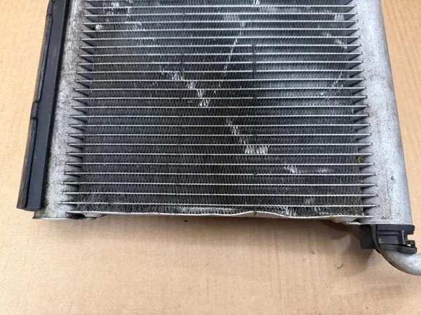 Radiateur latéral eau gauche Jaguar F-Pace 5.0 HK838D049AB image 3