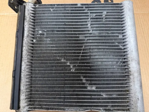 Radiateur latéral eau gauche Jaguar F-Pace 5.0 HK838D049AB image 4
