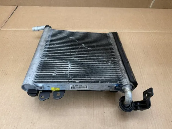 Radiateur latéral eau gauche Jaguar F-Pace 5.0 HK838D049AB image 6