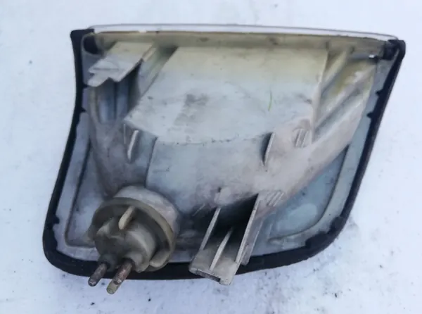 Sinalizador esquerdo Mercedes E-Class W124 image 4