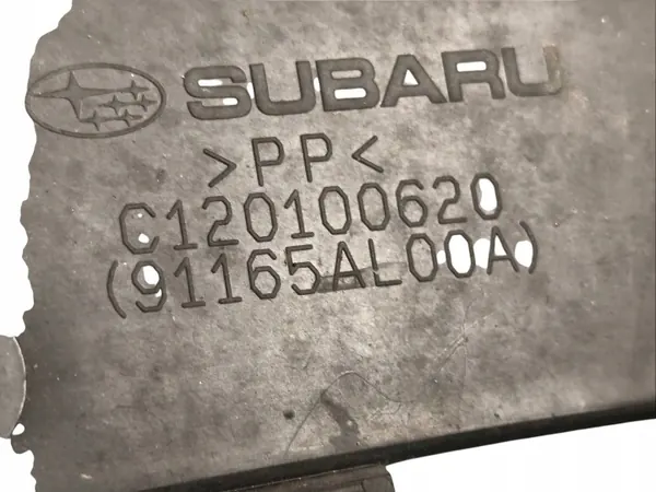 Subaru Legacy 2016 Frontgurtabdeckung OEM C120100620 image 7