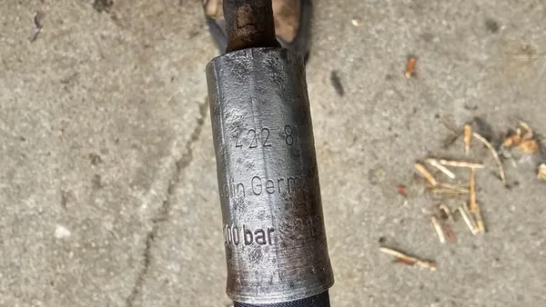 GOLF IV A3 LEON 1.6 Mangueira de Direção 1J0422893CN image 3