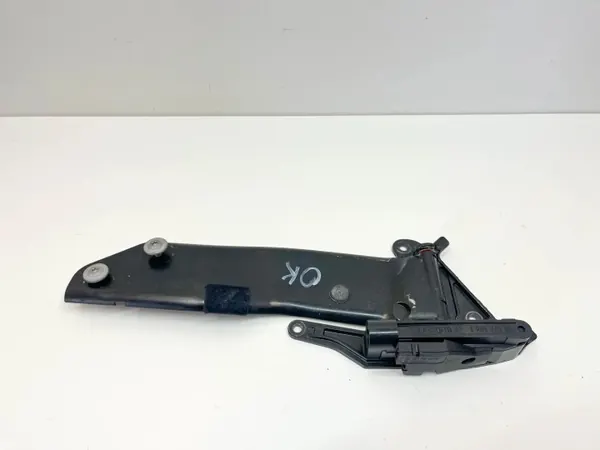 Mercedes-Benz SL R230 Karosserieteil OEM 120447500 image 3