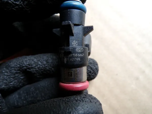 Iniettore carburante Pacifica Durango Grand Cherokee WK2 Wrangler 3.6 V6 2017-2024 image 3