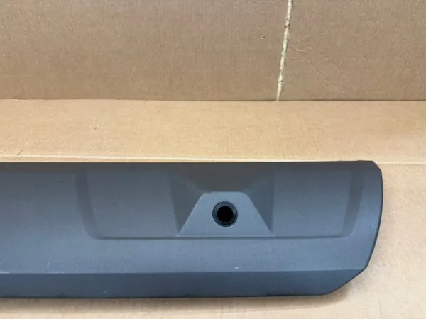 Dacia Bigster 24 Nedre Bakre Stötfångarstrimma OEM 850B25146R image 7