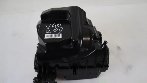 Volvo V40 II Ilmansuodatin Kotelo OEM 3143000 image 10