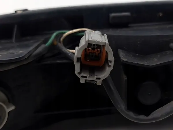 Nissan 350Z 2004 peruutusvalo OEM AMD199239 image 9