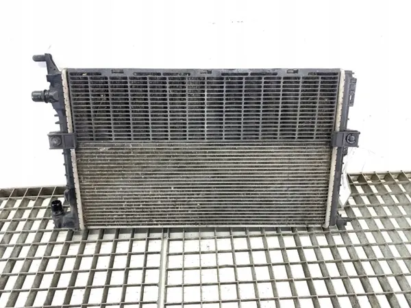 Radiateur d'eau OEM 214105837R pour Renault Arkana image 2