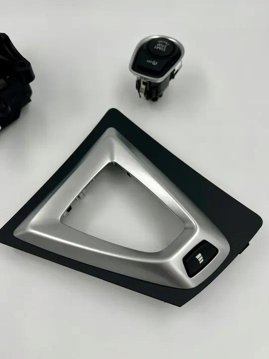 BMW M3 F80 M4 F82 Vaihteenvalitsin Ohjauspaneeli OEM 7848611 image 5