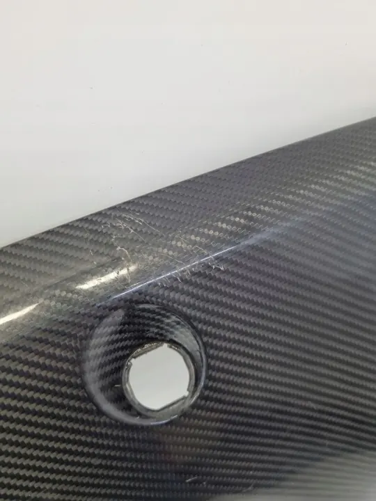 Aston Martin Vanquish takaspoileri OEM CD33-17E955-BA image 4