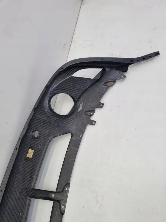 Aston Martin Vanquish takaspoileri OEM CD33-17E955-BA image 5