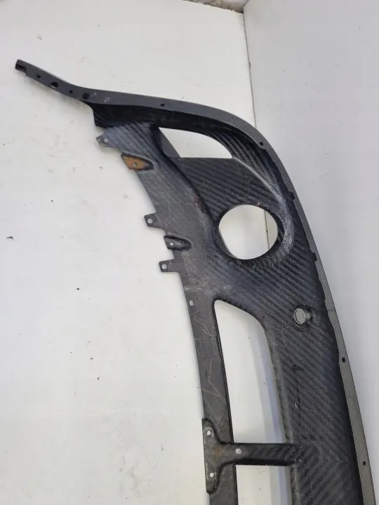 Aston Martin Vanquish takaspoileri OEM CD33-17E955-BA image 6