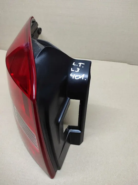 Lámpara trasera izquierda Renault Laguna III Kombi 265550002R image 5