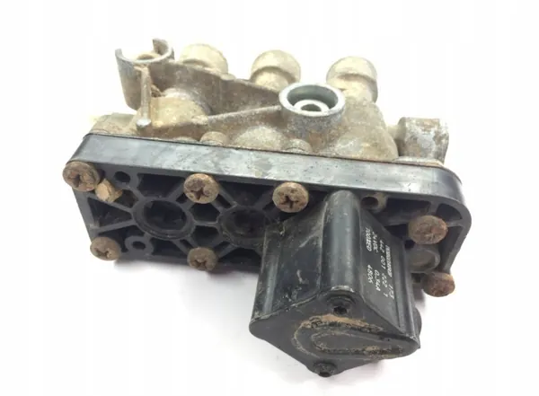 81.25902-6144 Volvo ECAS-ventil - Begagnad image 4