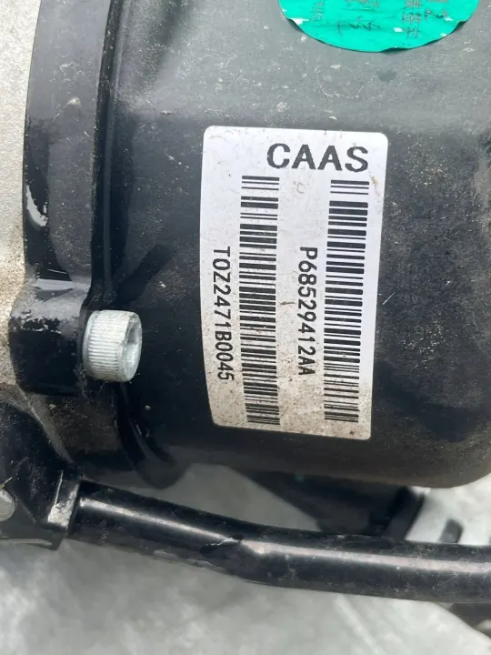 Pompe de direction assistée Jeep Wrangler OEM P68529412AA image 3
